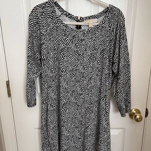 🎉 2 for $10 🎉 Micheal Kors Tshirt Dress